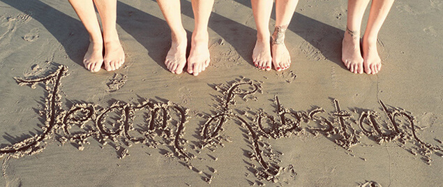 Team Lobstah written in the sand